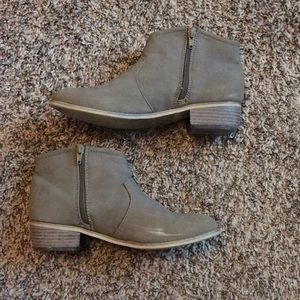 Price Drop! Aeropostale Booties